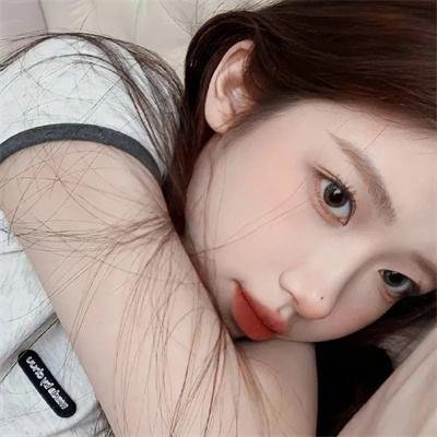 奇怪的袜子精灵